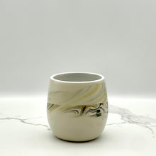 Lade das Bild in den Galerie-Viewer, -Botte Cup SML Earthly Swirl