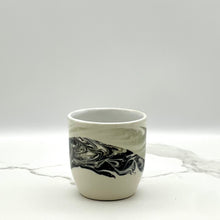 Lade das Bild in den Galerie-Viewer, -Botte Espresso Cup Black Swirl