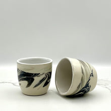 Lade das Bild in den Galerie-Viewer, -Bell Espresso Cup Black Swirl