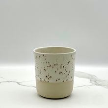 Lade das Bild in den Galerie-Viewer, -Linea Cup