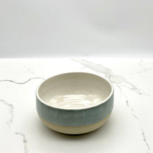 Lade das Bild in den Galerie-Viewer, -Breakfast Bowl