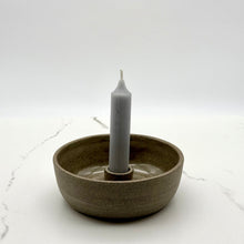 Lade das Bild in den Galerie-Viewer, Candle Holder