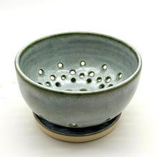 Load image into Gallery viewer, Berry Bowl/Colander with Plate