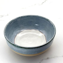 Lade das Bild in den Galerie-Viewer, Breakfast/Salad/Soup Bowl with Foot