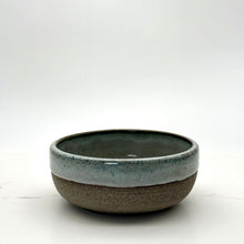 Lade das Bild in den Galerie-Viewer, -Breakfast/Salad/Soup Bowl with Foot