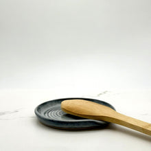 Lade das Bild in den Galerie-Viewer, Spoon Rest