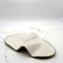 Lade das Bild in den Galerie-Viewer, Small Wave Serving Board/Breakfast Plate