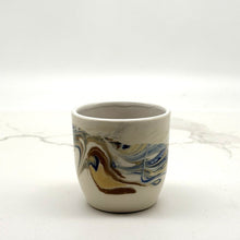 Lade das Bild in den Galerie-Viewer, Botte Espresso Cup Beach Swirl (B)