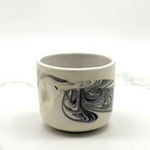 Lade das Bild in den Galerie-Viewer, Bell Cup Stormy Swirl (A)
