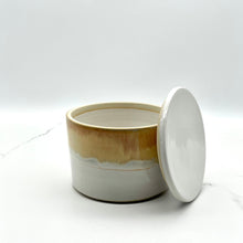 Lade das Bild in den Galerie-Viewer, Niko Ceramic Studio