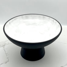 Lade das Bild in den Galerie-Viewer, -Pedestal Fruit Bowl