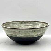 Lade das Bild in den Galerie-Viewer, -Serving/Fruit Bowl