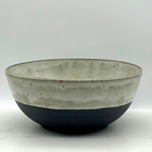 Lade das Bild in den Galerie-Viewer, -Serving/Fruit Bowl