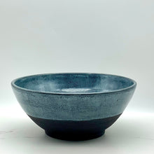 Lade das Bild in den Galerie-Viewer, -Serving/Fruit Bowl