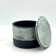 Lade das Bild in den Galerie-Viewer, -Storage Container #9