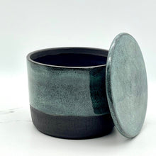 Lade das Bild in den Galerie-Viewer, Storage Container