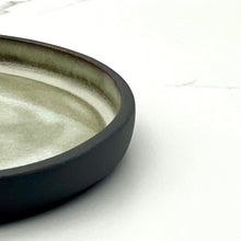 Lade das Bild in den Galerie-Viewer, -Madrid Side Plate Flax