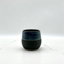Lade das Bild in den Galerie-Viewer, Botte Noir Cup Coffee & Tea Cups  Niko  Ceramic Studio.