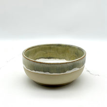 Lade das Bild in den Galerie-Viewer, Breakfast Bowl #1 Dinnerware  Niko  Ceramic Studio.