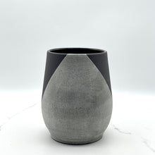 Lade das Bild in den Galerie-Viewer, Niko Ceramic Studio