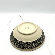 Lade das Bild in den Galerie-Viewer, Niko Ceramic Studio