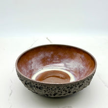 Lade das Bild in den Galerie-Viewer, -Crater Textured Bowl
