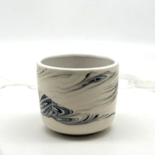 Lade das Bild in den Galerie-Viewer, Bell Cup Stormy Swirl (B)
