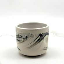 Lade das Bild in den Galerie-Viewer, Bell Cup Stormy Swirl (B)
