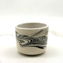 Lade das Bild in den Galerie-Viewer, Bell Cup Stormy Swirl (C)
