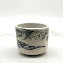 Lade das Bild in den Galerie-Viewer, Bell Cup Stormy Swirl (C)
