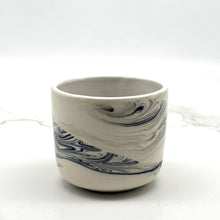 Lade das Bild in den Galerie-Viewer, Bell Cup Stormy Swirl (D)
