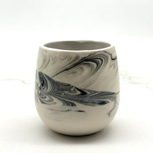Lade das Bild in den Galerie-Viewer, Botte Cup Stormy Swirl (B)
