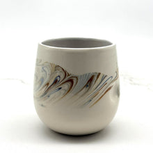 Lade das Bild in den Galerie-Viewer, Botte Cup Beach Swirl (D)

