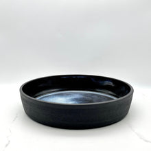 Lade das Bild in den Galerie-Viewer, Niko Ceramic Studio Fruit Bowl (Shallow) #5
