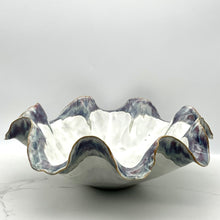 Load image into Gallery viewer, -Decorative Blume Bowl
