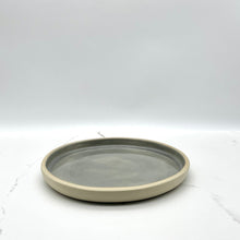 Lade das Bild in den Galerie-Viewer, Berlin Side Plate Dinnerware  Niko  Ceramic Studio.
