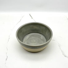 Lade das Bild in den Galerie-Viewer, Berlin Salad/Soup Bowl Dinnerware  Niko  Ceramic Studio.
