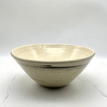 Lade das Bild in den Galerie-Viewer, Agateware Decorative Bowl #3   Niko  Ceramic Studio.
